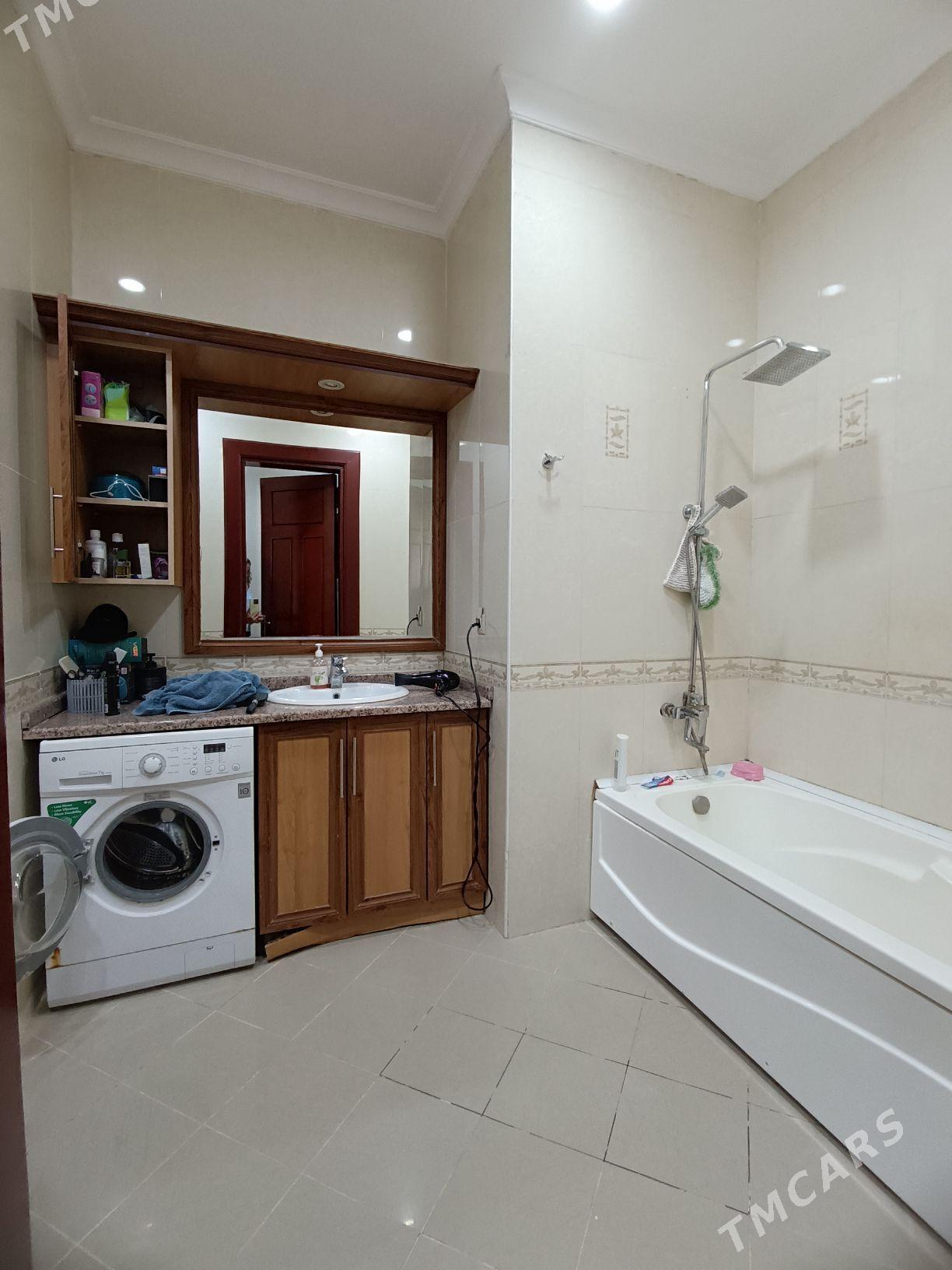 ЭЛИТ!ЛЕНИНА!2КОМ-100м²,6эт - Türkmenbaşy şaýoly - img 5