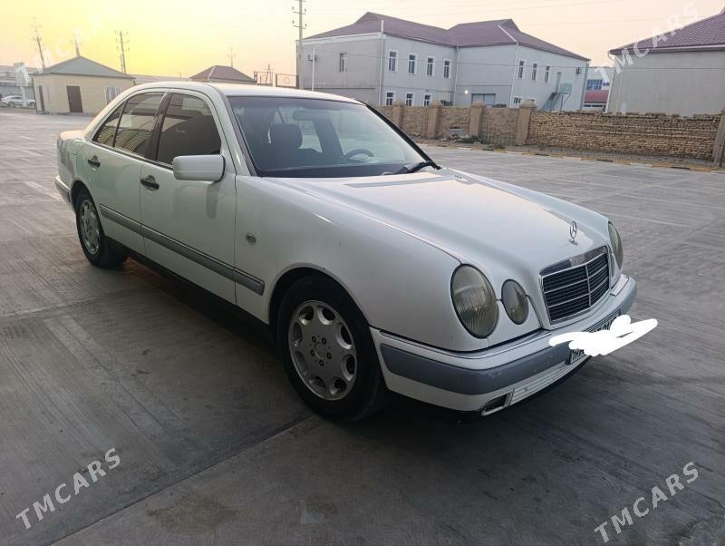 Mercedes-Benz E-Class 1999 - 110 000 TMT - Mary - img 4