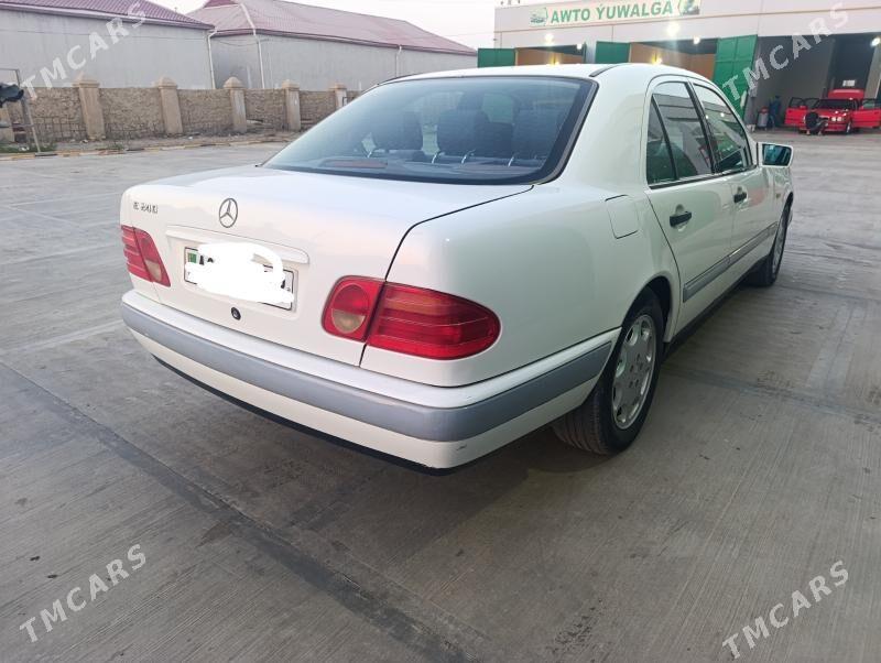 Mercedes-Benz E-Class 1999 - 110 000 TMT - Mary - img 3
