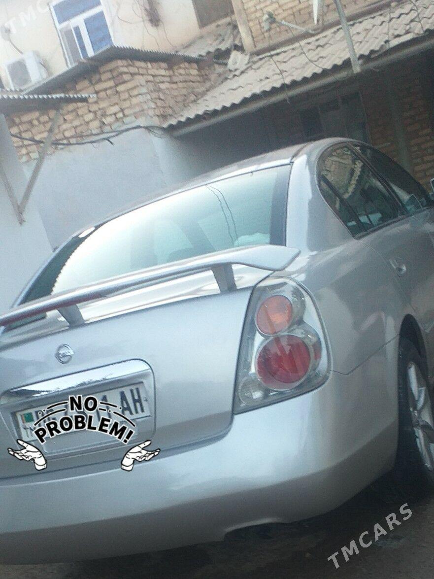 Nissan Altima 2004 - 80 000 TMT - Теджен - img 4