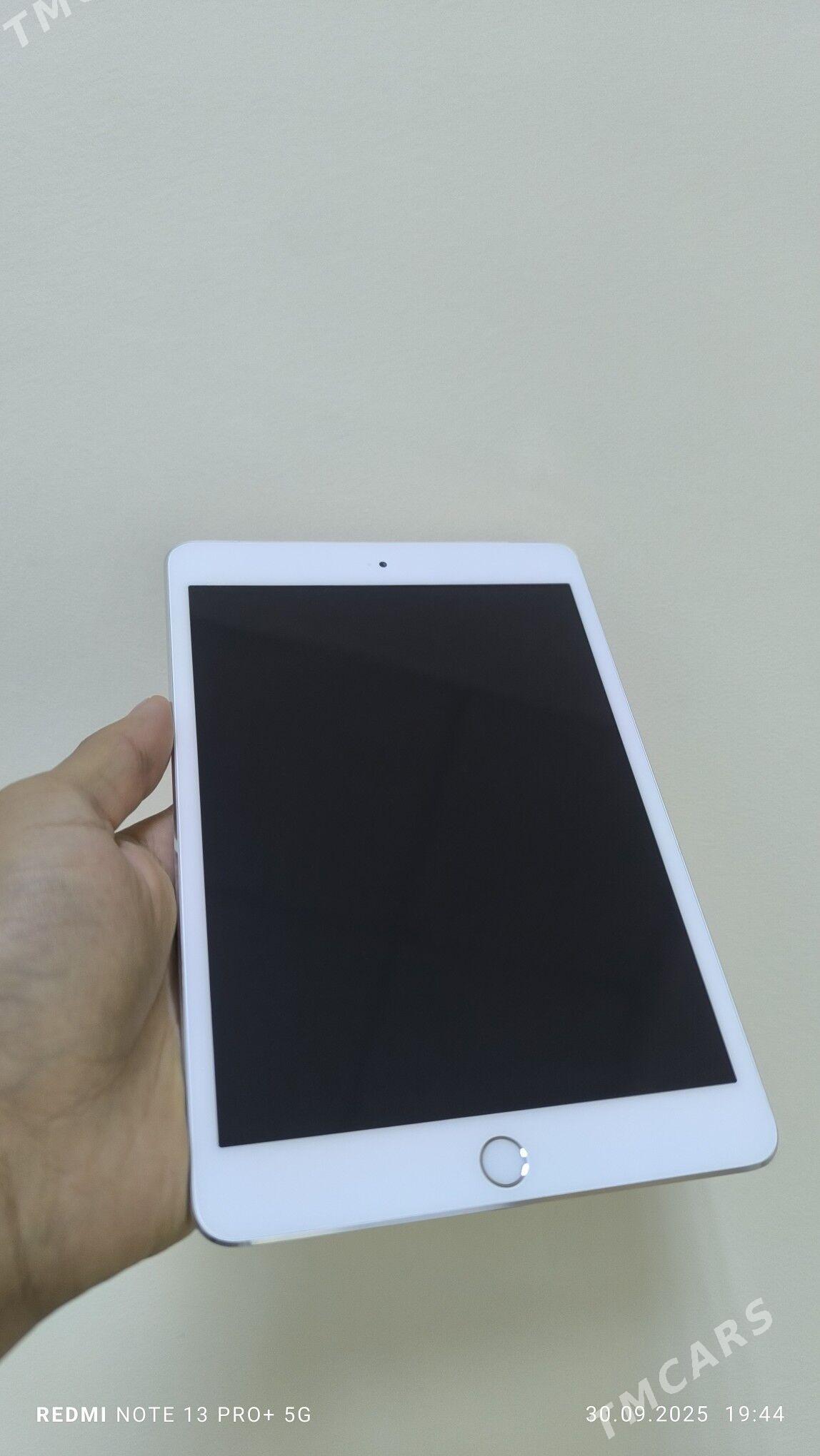 I pad mini 3 - Köşi - img 4