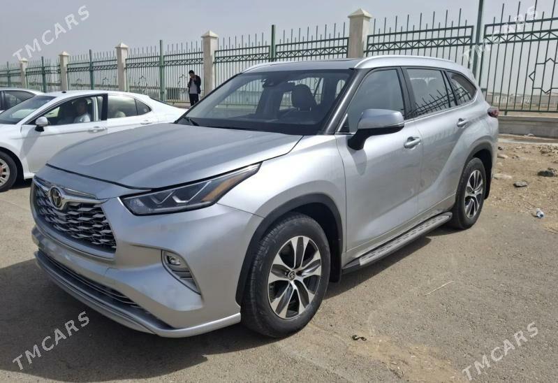 Toyota Highlander 2022 - 505 000 TMT - Мары - img 2