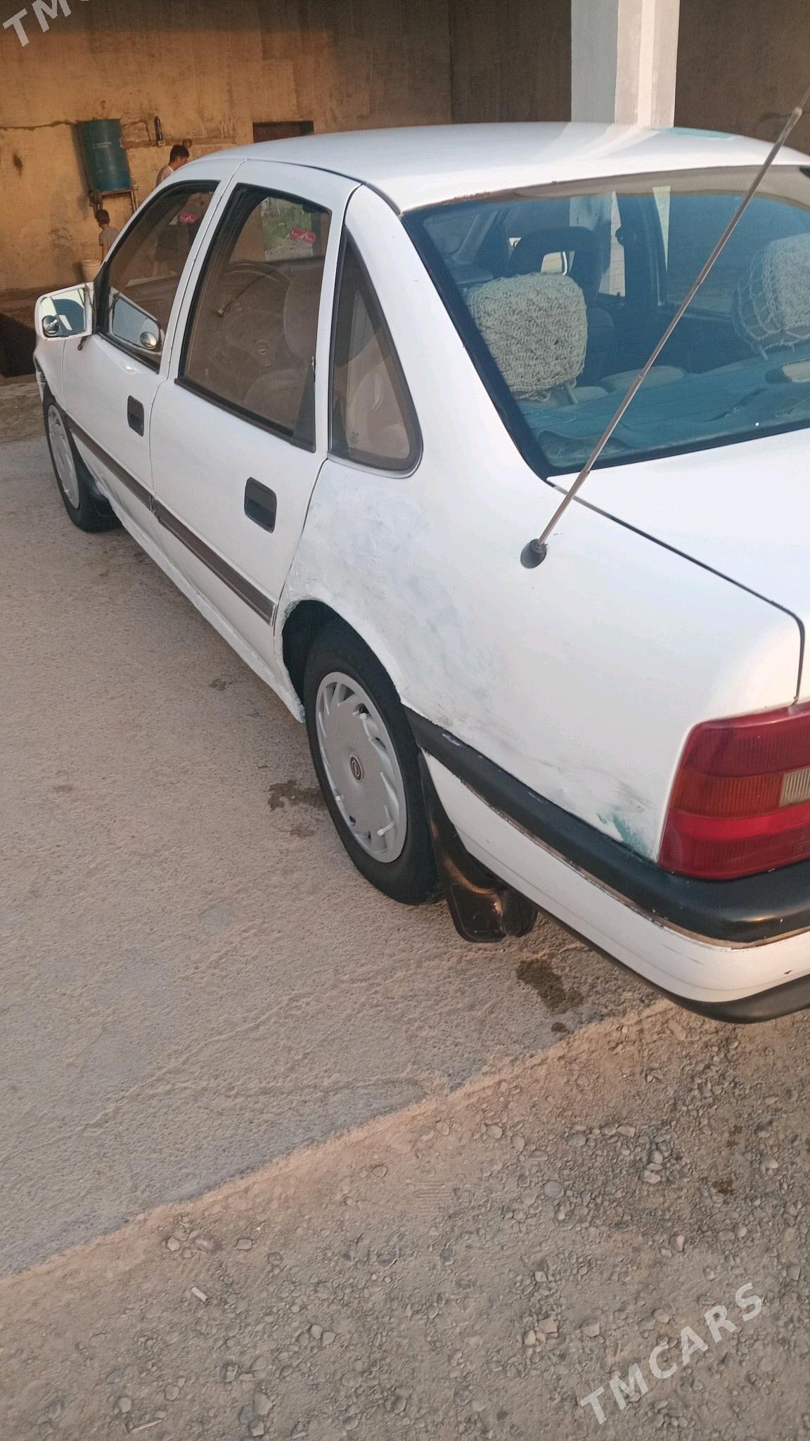 Opel Vectra 1992 - 25 000 TMT - Мары - img 6
