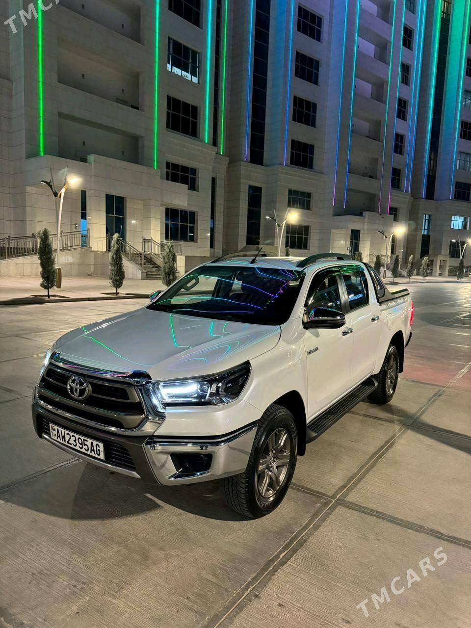 Toyota Hilux 2024 - 592 000 TMT - Ашхабад - img 3