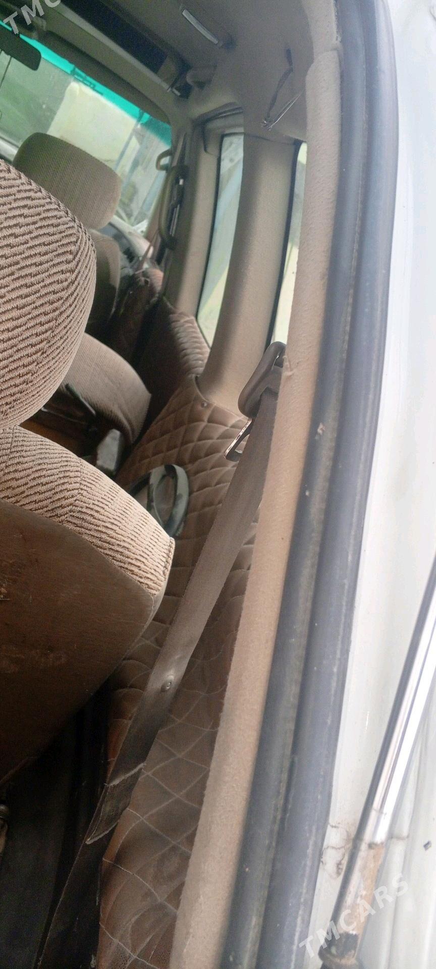 Toyota Previa 1995 - 62 000 TMT - Türkmenbaşy - img 5