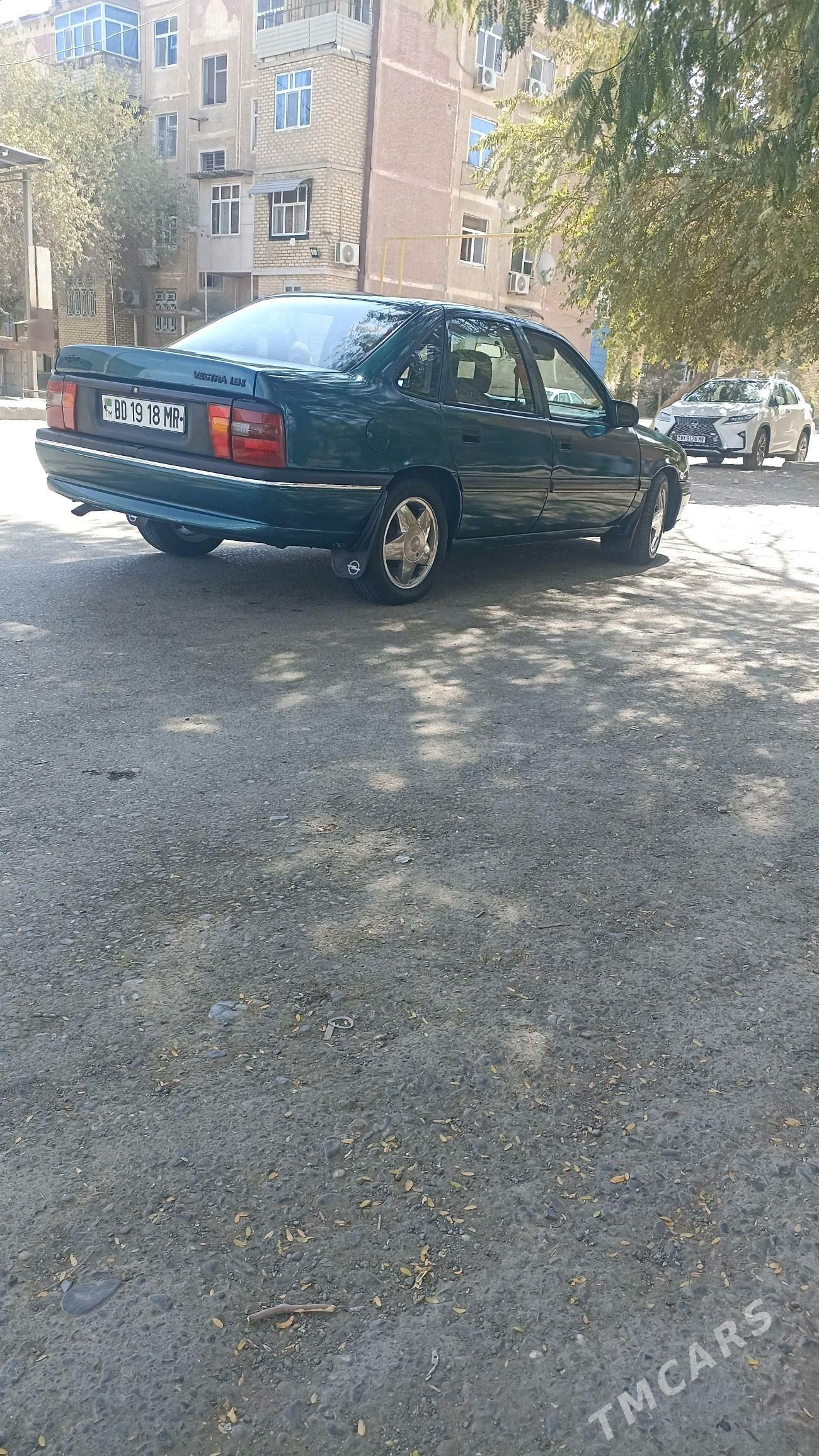 Opel Vectra 1994 - 55 000 TMT - Мары - img 3