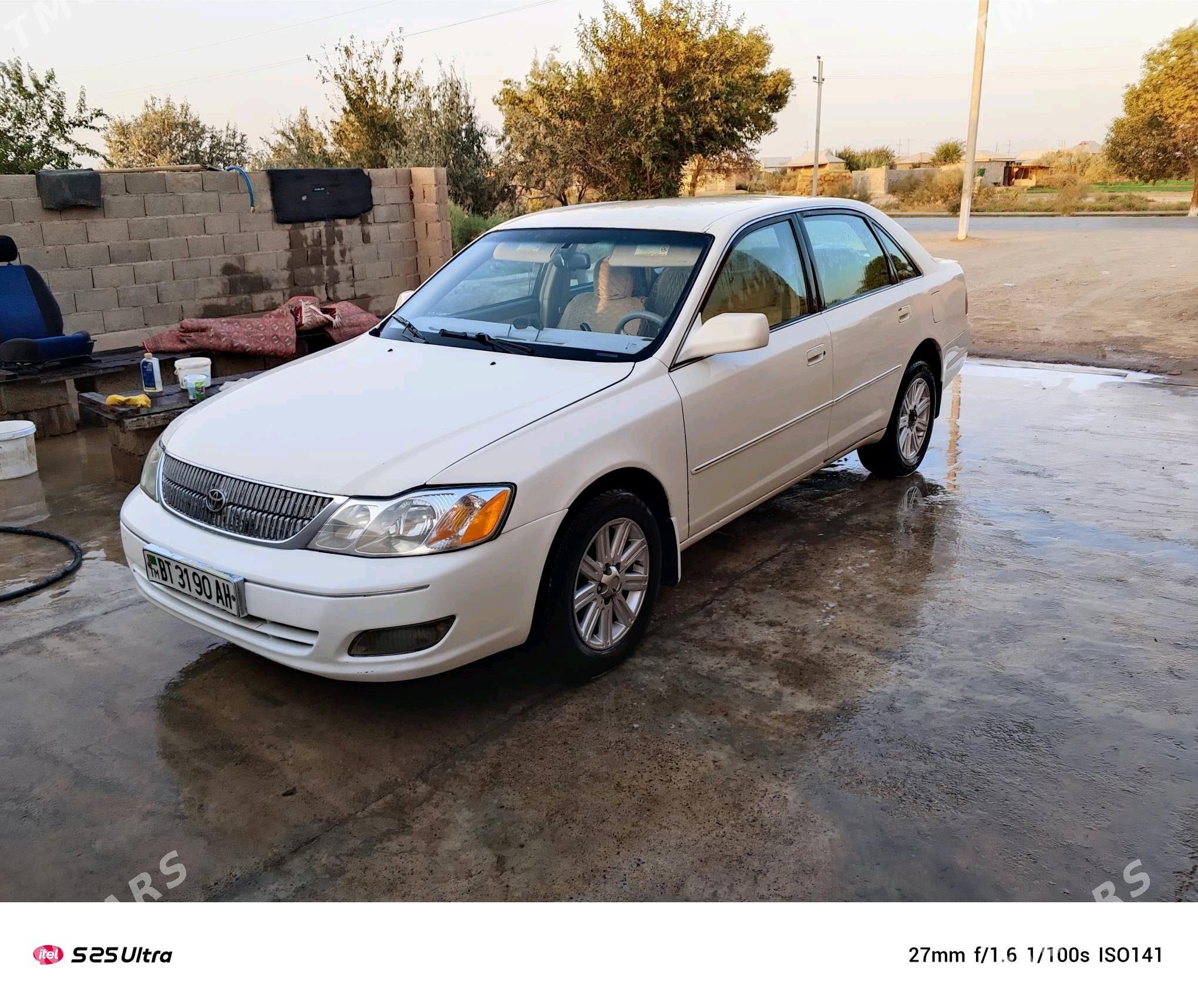 Toyota Avalon 2001 - 160 000 TMT - Бабадайхан - img 1