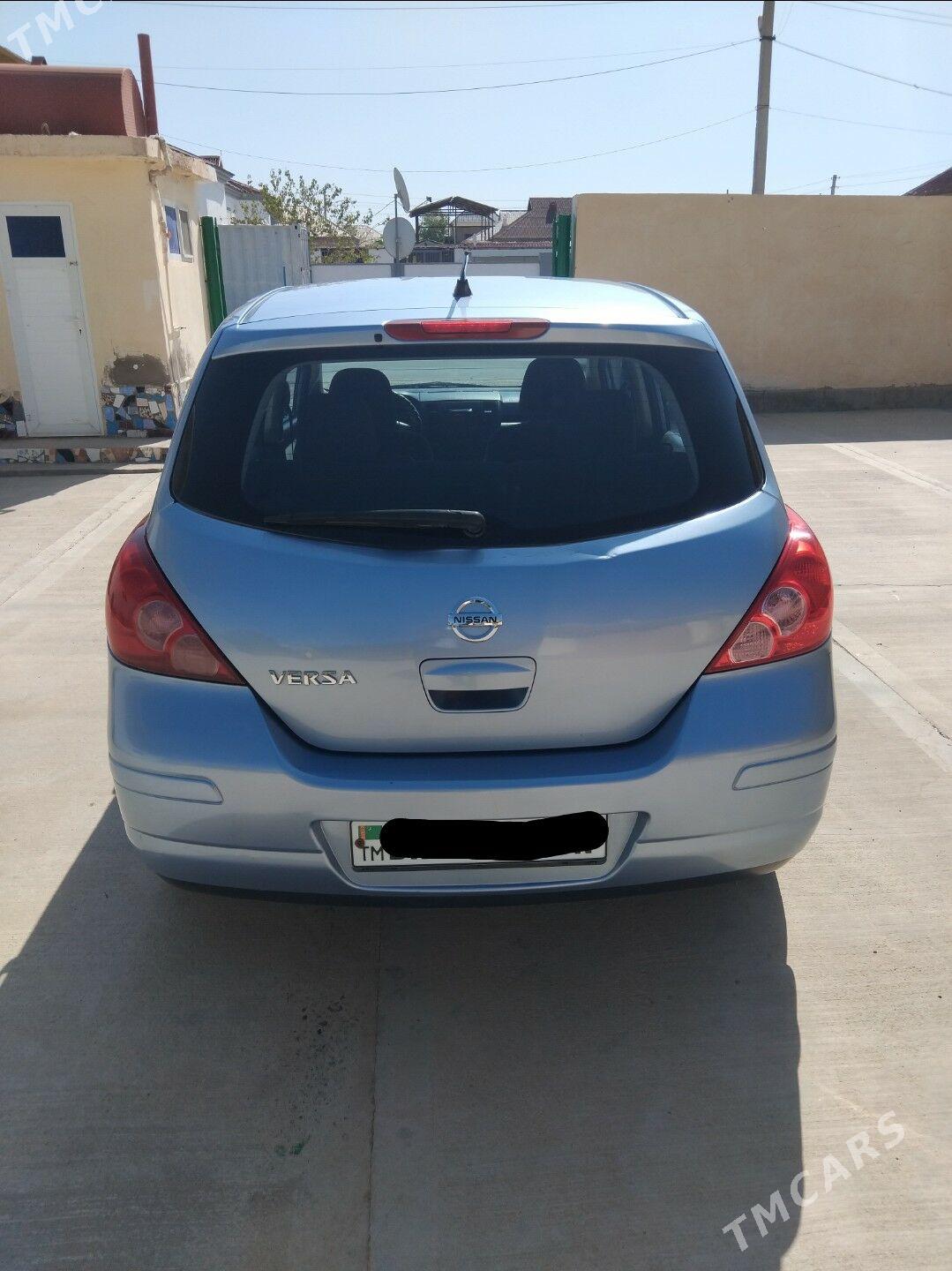 Nissan Versa 2010 - 108 000 TMT - Balkanabat - img 2