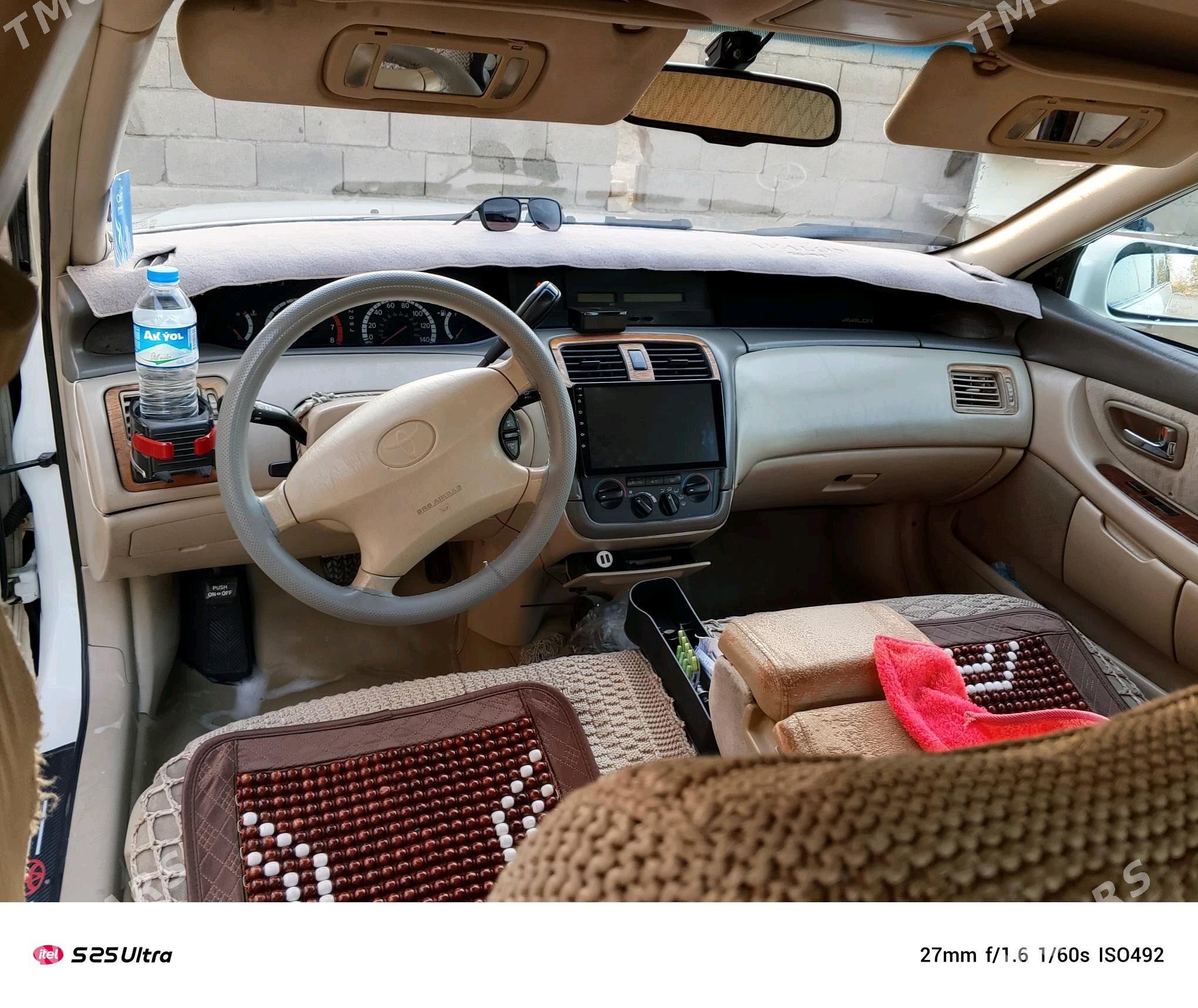 Toyota Avalon 2001 - 160 000 TMT - Бабадайхан - img 4
