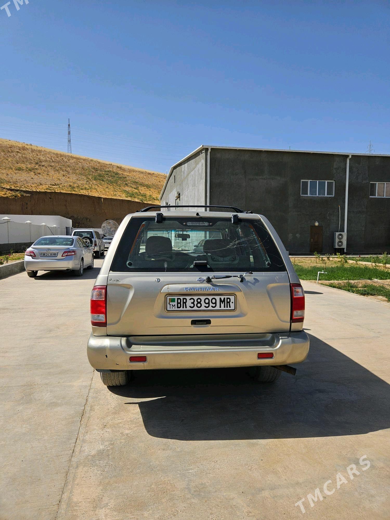 Nissan Pathfinder 2000 - 75 000 TMT - Serhetabat (Guşgy) - img 3