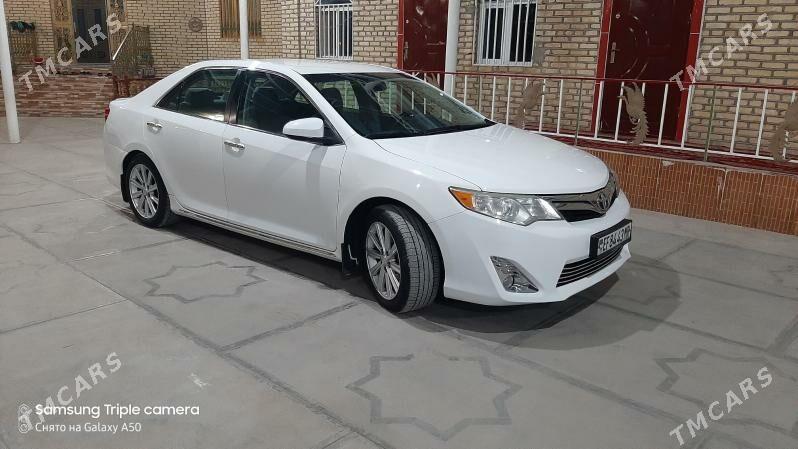 Toyota Camry 2011 - 220 000 TMT - Мары - img 8