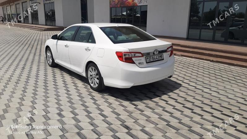 Toyota Camry 2011 - 220 000 TMT - Мары - img 2