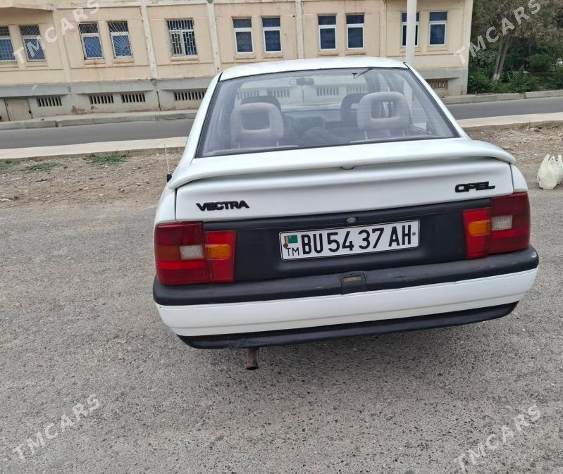 Opel Vectra 1989 - 35 000 TMT - Ашхабад - img 2