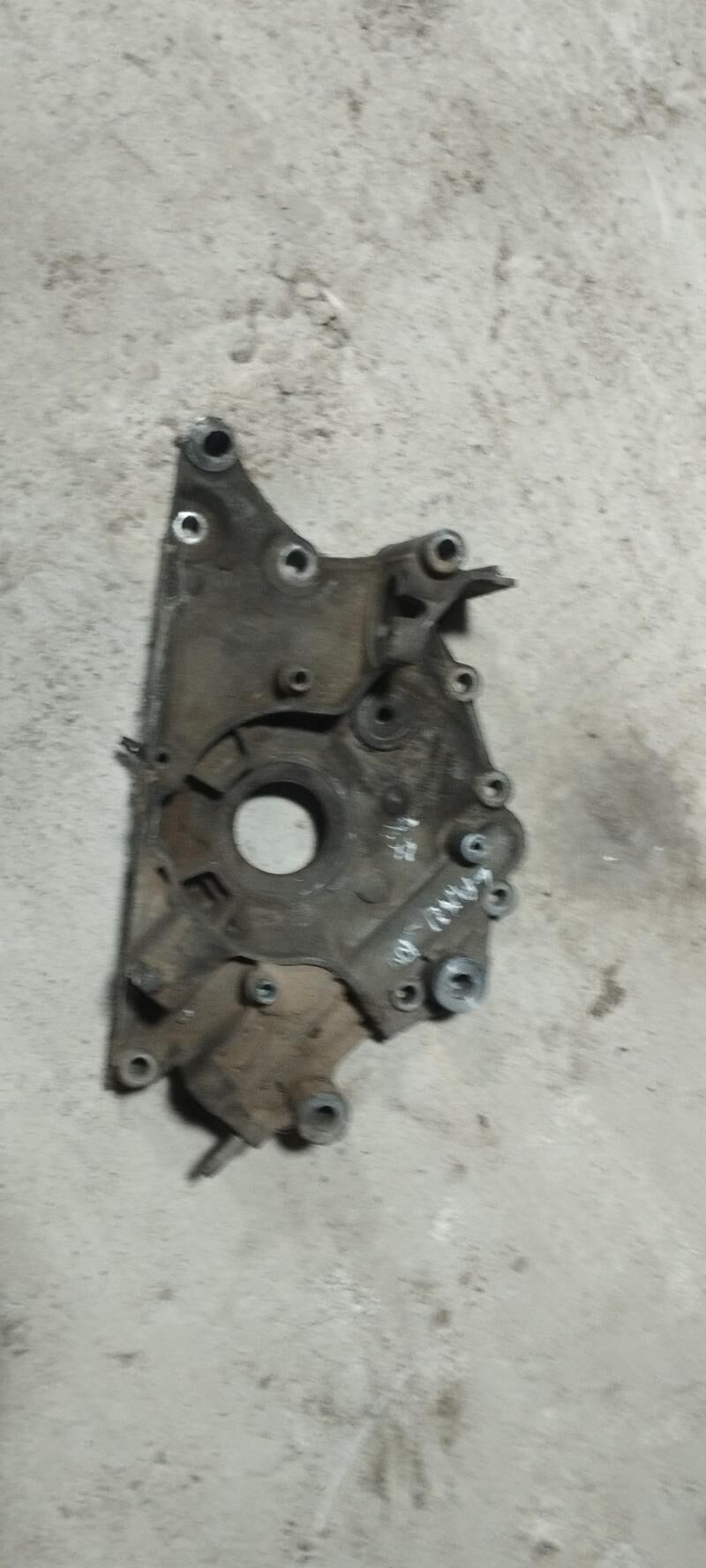 land cruiser100maslo nasos 4.7 650 TMT - Мары - img 2