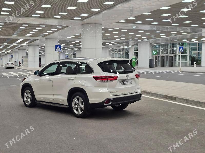 Toyota Highlander 2018 - 640 000 TMT - Ашхабад - img 3