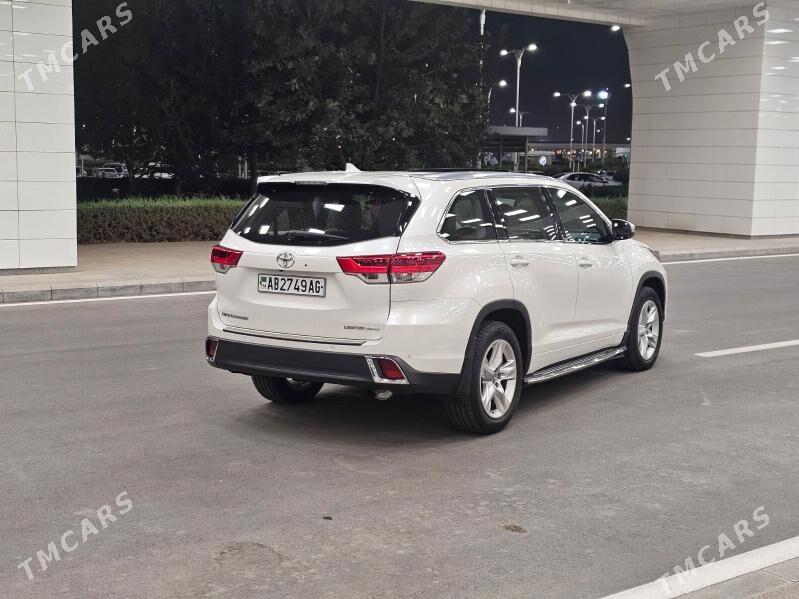 Toyota Highlander 2018 - 640 000 TMT - Ашхабад - img 4