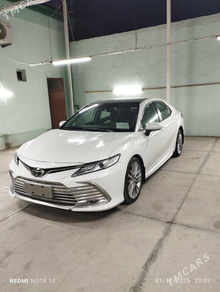 Toyota Camry 2022 - 334 900 TMT - Garadamak Şor - img 2