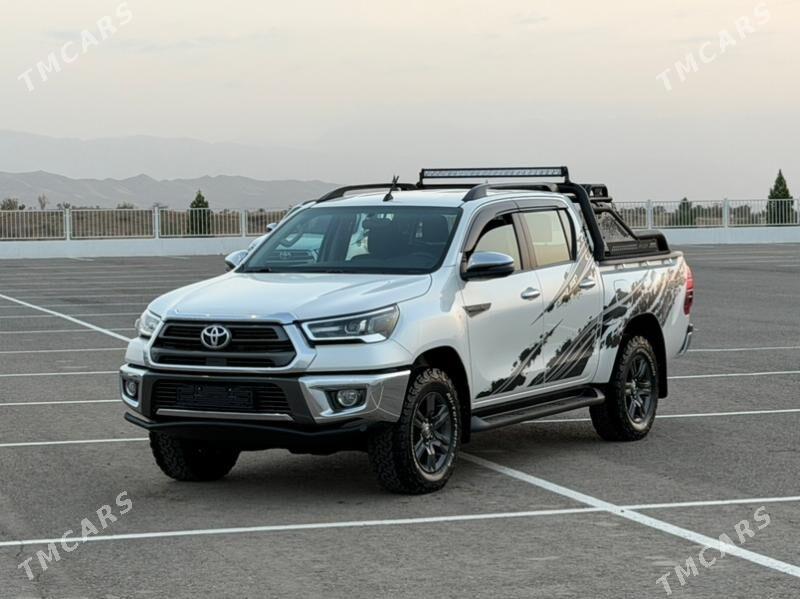 Toyota Hilux 2021 - 668 000 TMT - Ашхабад - img 4