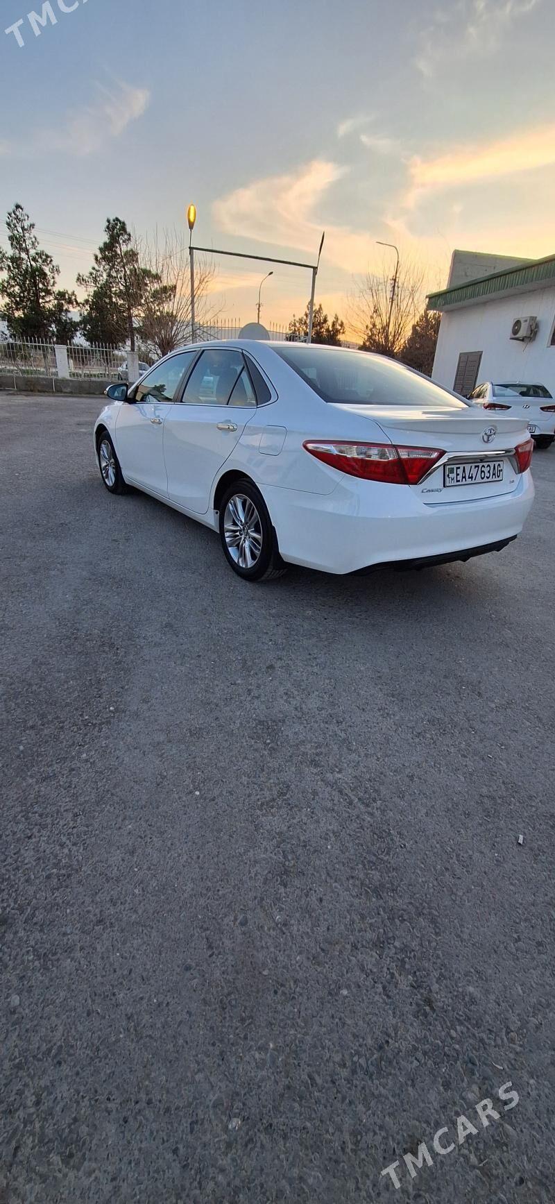 Toyota Camry 2017 - 295 000 TMT - Ашхабад - img 2