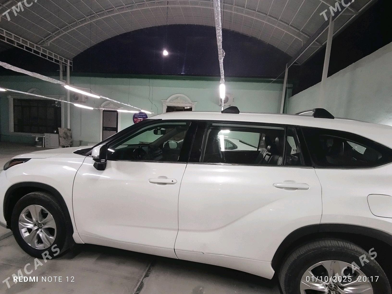 Toyota Highlander 2022 - 551 600 TMT - Garadamak Şor - img 3