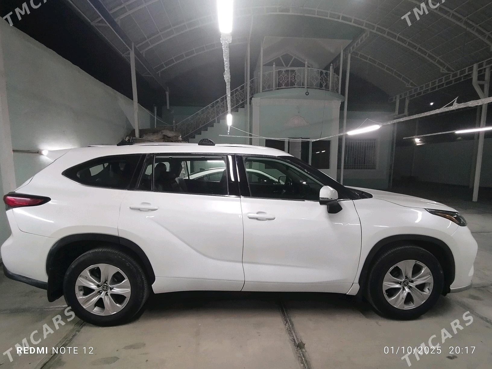 Toyota Highlander 2022 - 551 600 TMT - Garadamak Şor - img 5