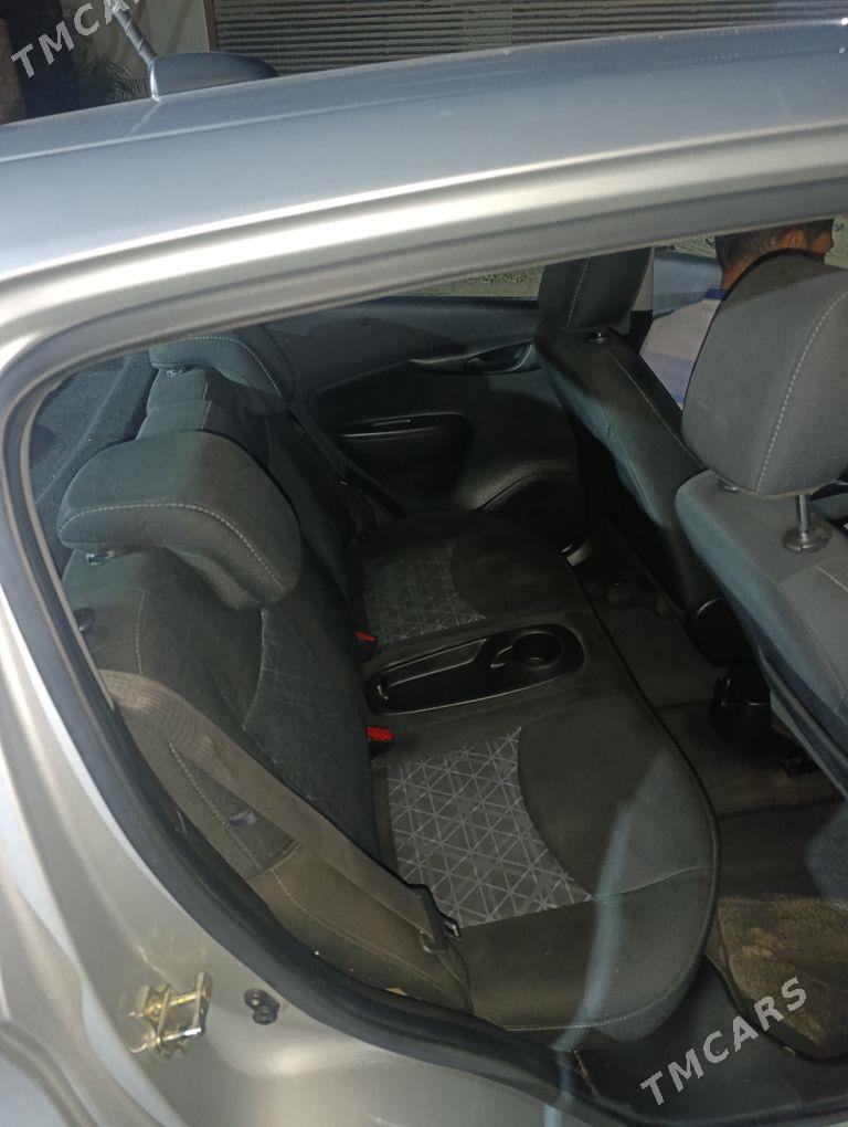 Chevrolet Spark 2020 - 150 000 TMT - Ёлётен - img 6