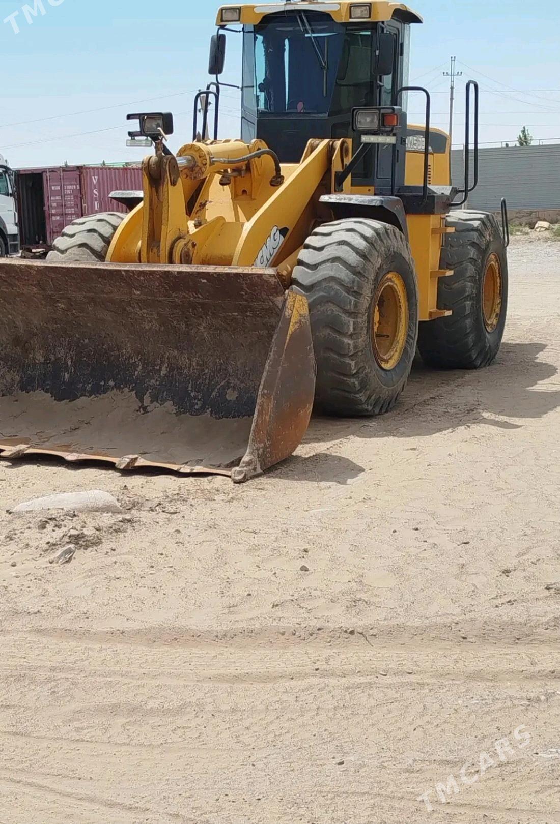 XCMG LW500F 2013 - 390 000 TMT - Мары - img 2