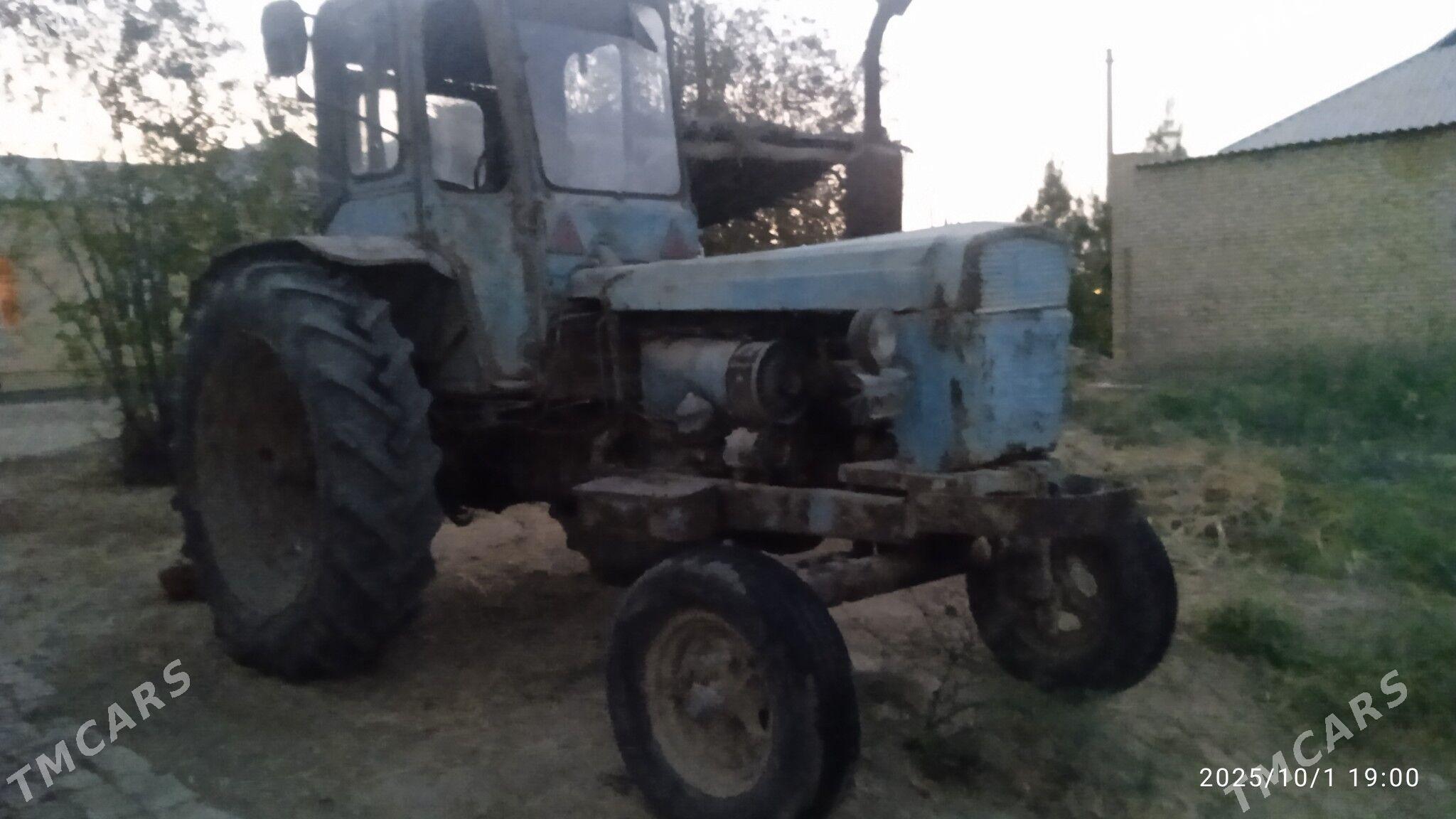 MTZ T-28 1990 - 18 000 TMT - Murgap - img 2