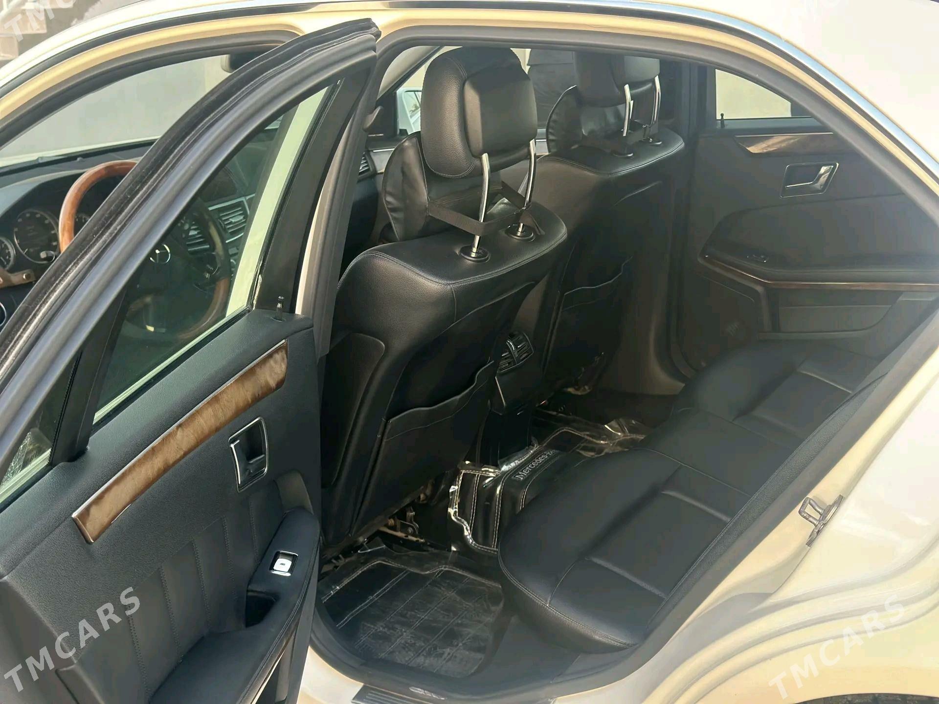 Mercedes-Benz E350 2010 - 280 000 TMT - Туркменабат - img 4