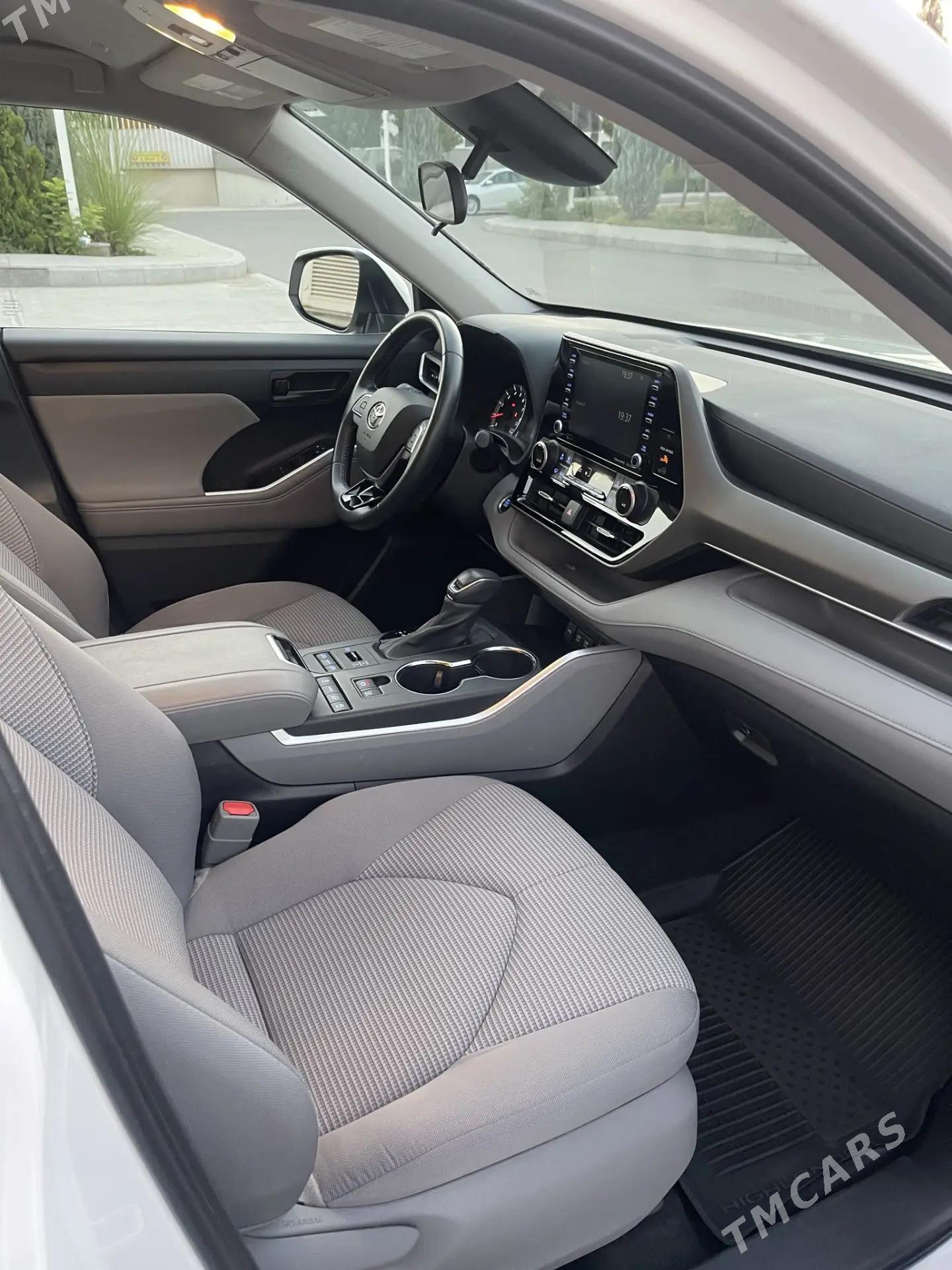 Toyota Highlander 2021 - 520 000 TMT - Ашхабад - img 4