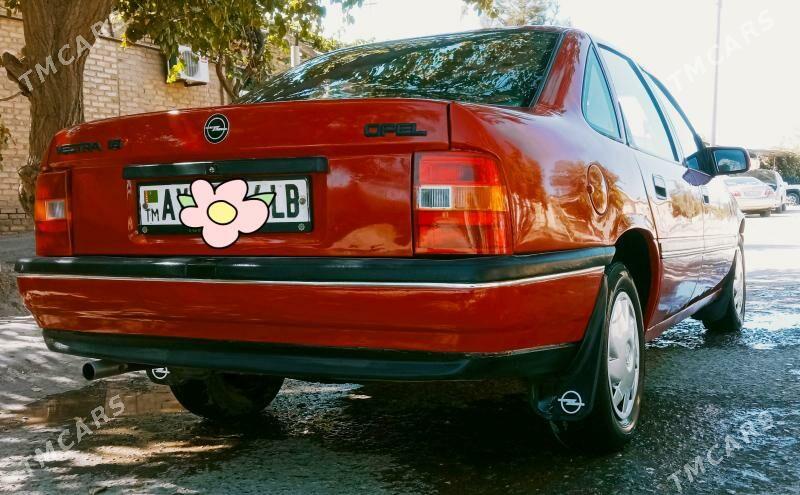 Opel Vectra 1992 - 36 000 TMT - Saýat - img 4