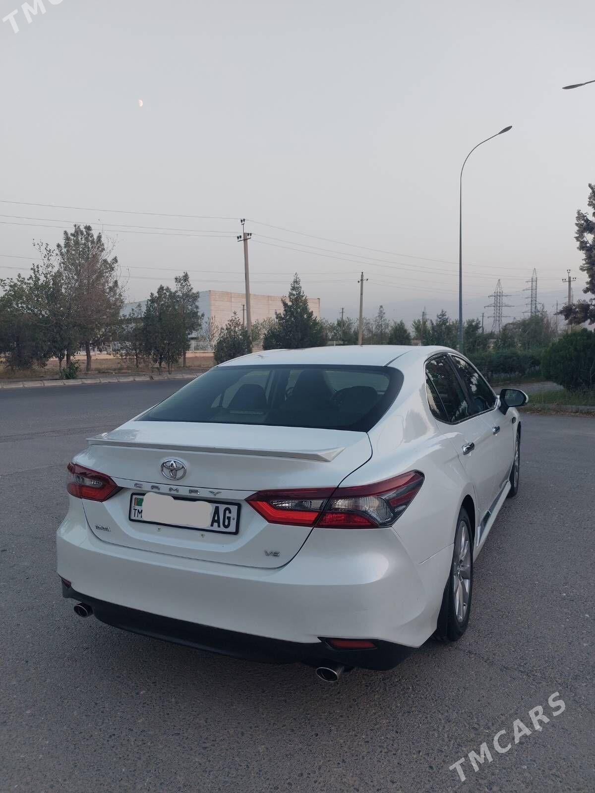 Toyota Camry 2018 - 250 000 TMT - Büzmeýin - img 3