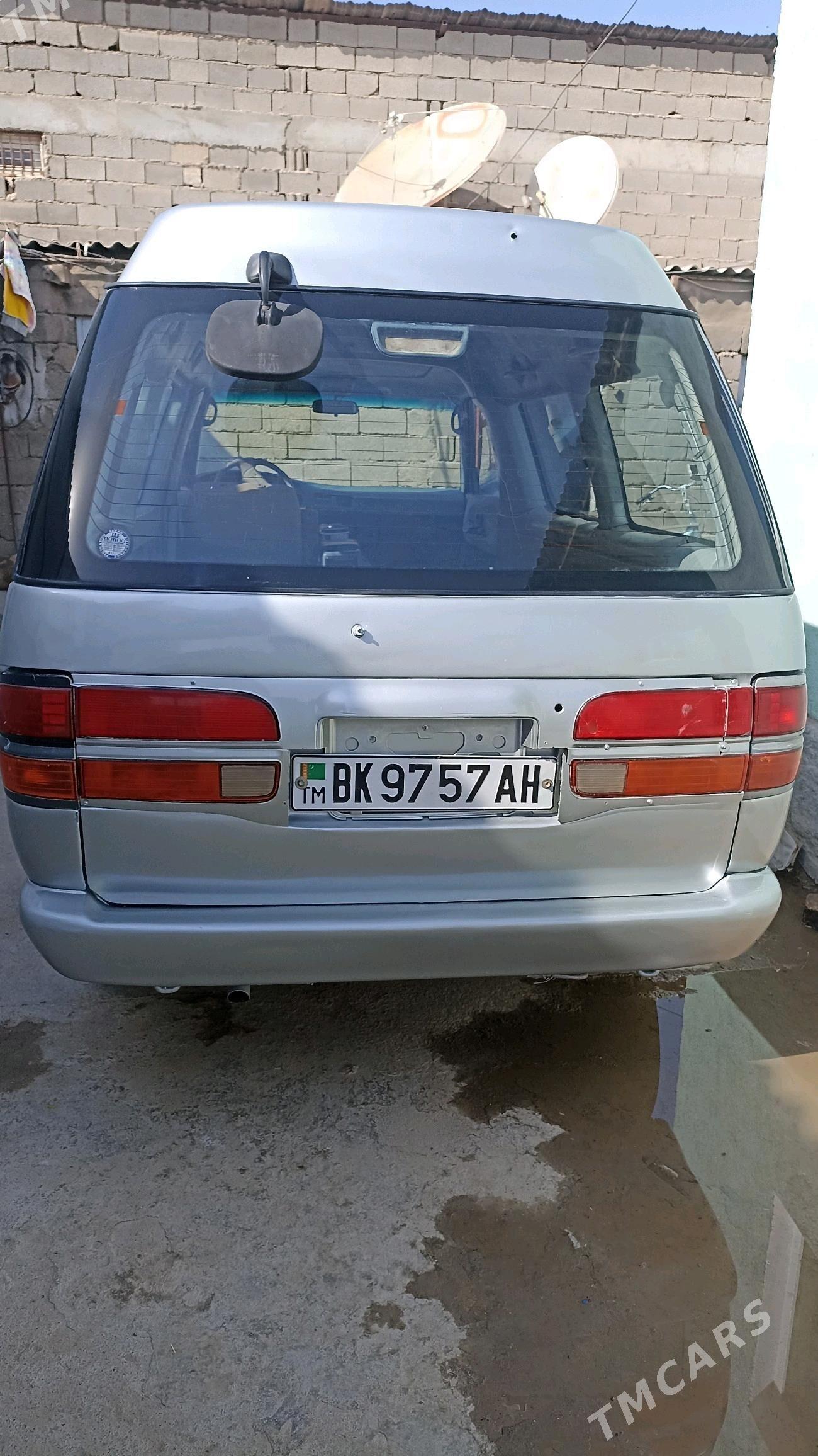 Toyota Hiace 1992 - 22 000 TMT - Теджен - img 2