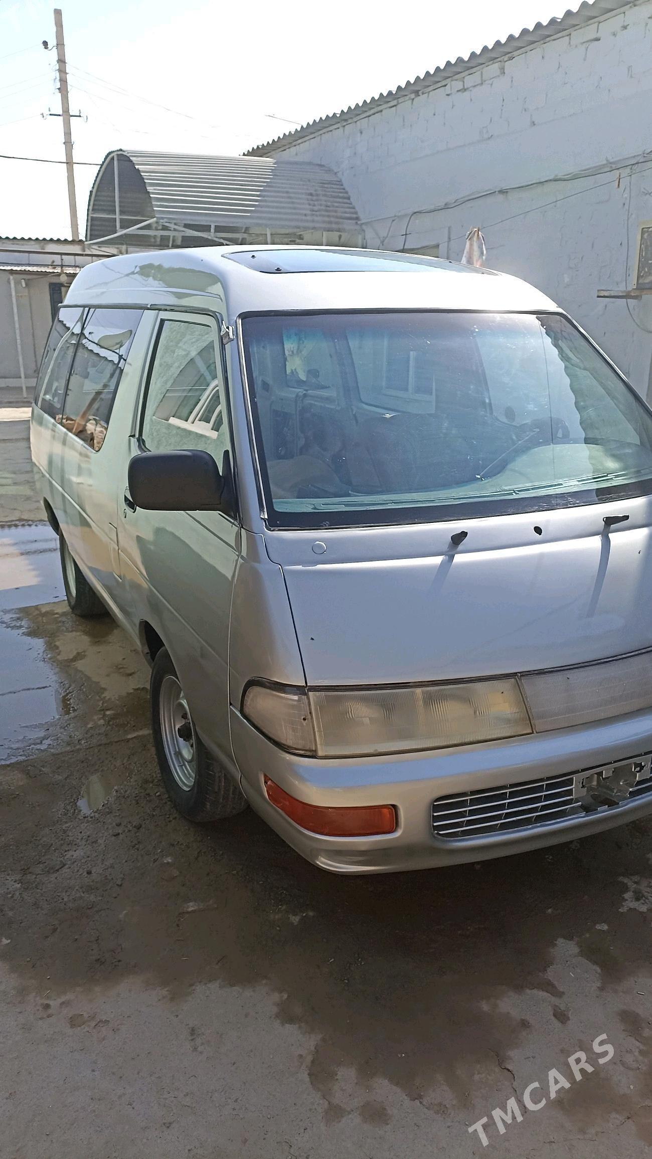Toyota Hiace 1992 - 22 000 TMT - Теджен - img 5