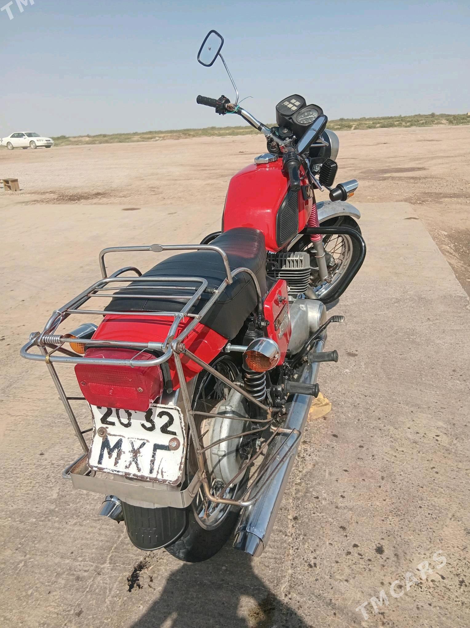 Iž Ýupiter 2025 - 17 000 TMT - Теджен - img 4