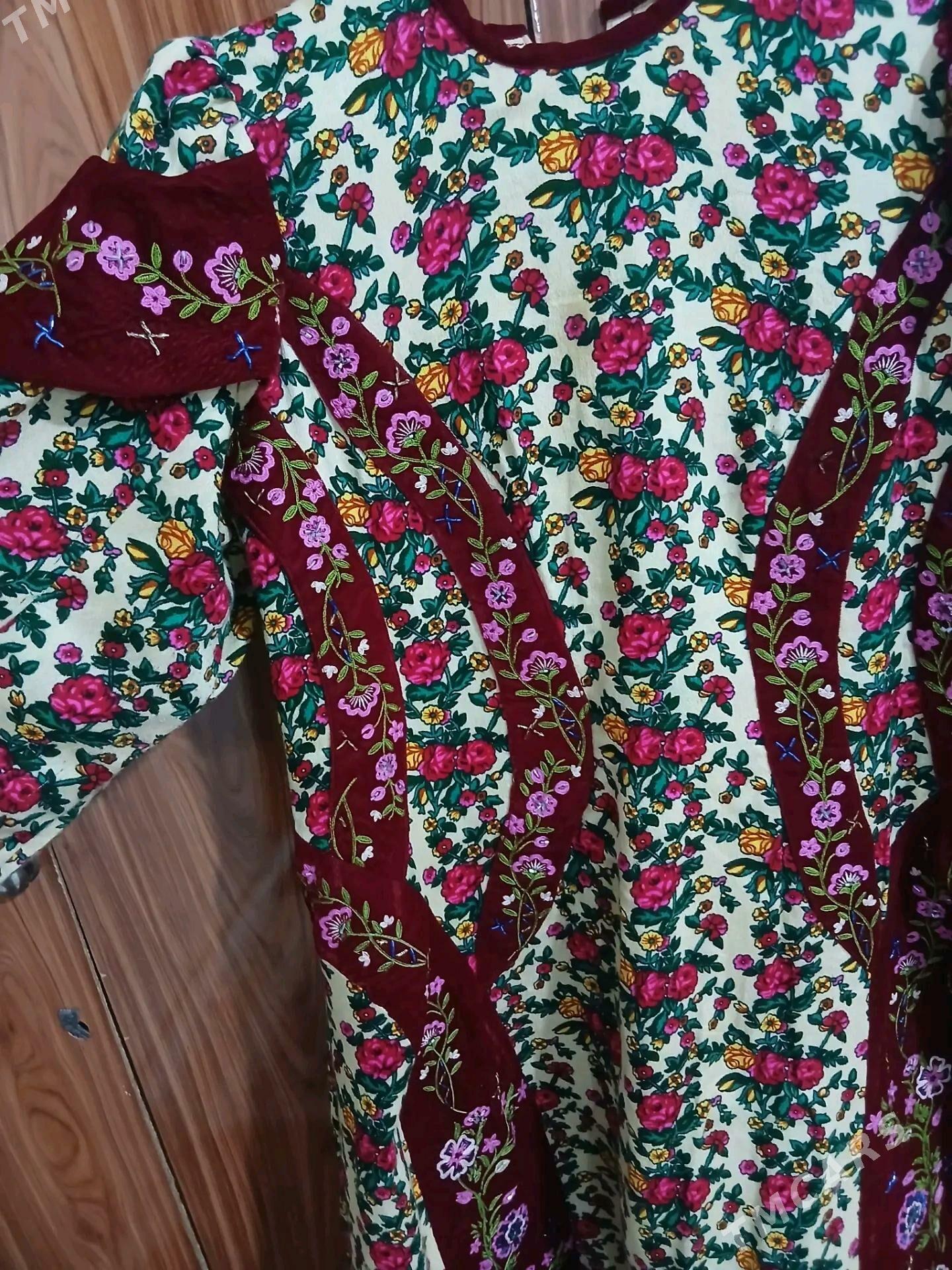 Yün̈ koynek - Bäherden - img 1