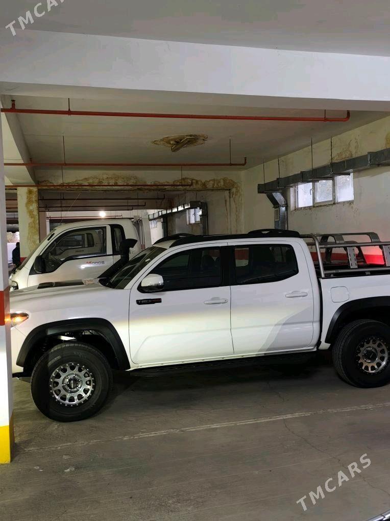 Toyota Tacoma 2021 - 399 999 TMT - Ашхабад - img 3