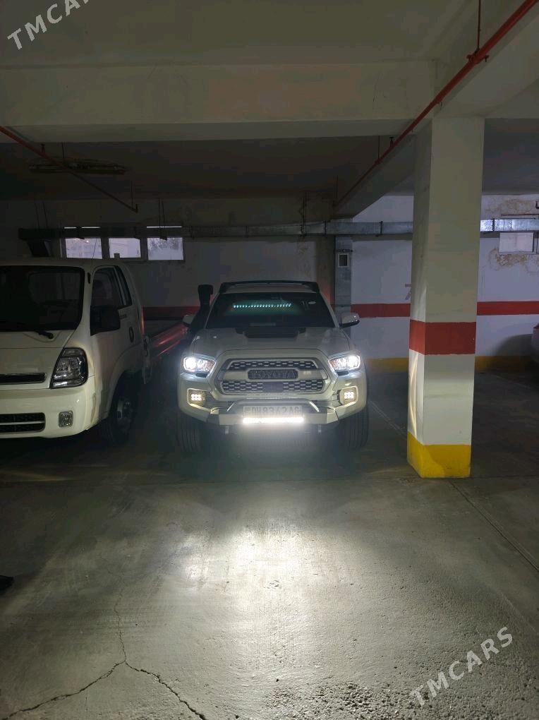Toyota Tacoma 2021 - 399 999 TMT - Ашхабад - img 5