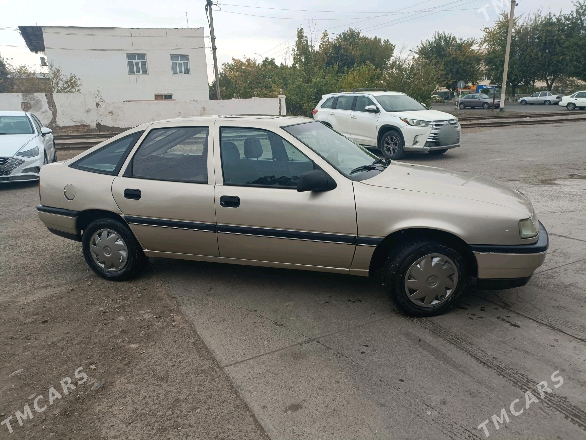Opel Vectra 1991 - 33 000 TMT - Дашогуз - img 3