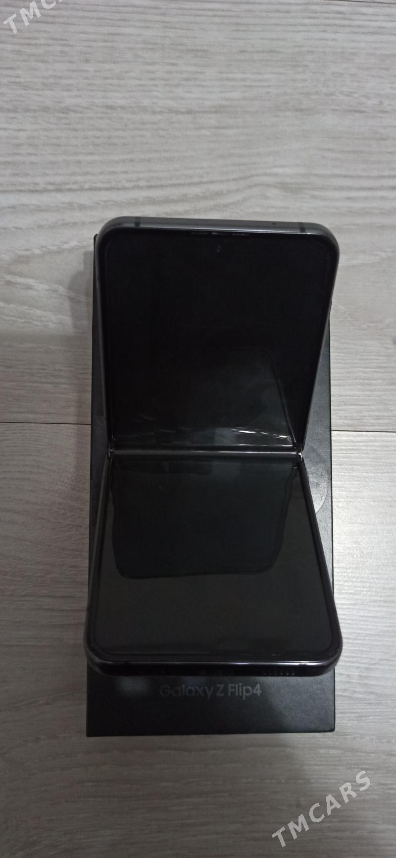   Galaxy z flip 4 8/128Gb - Туркменабат - img 3