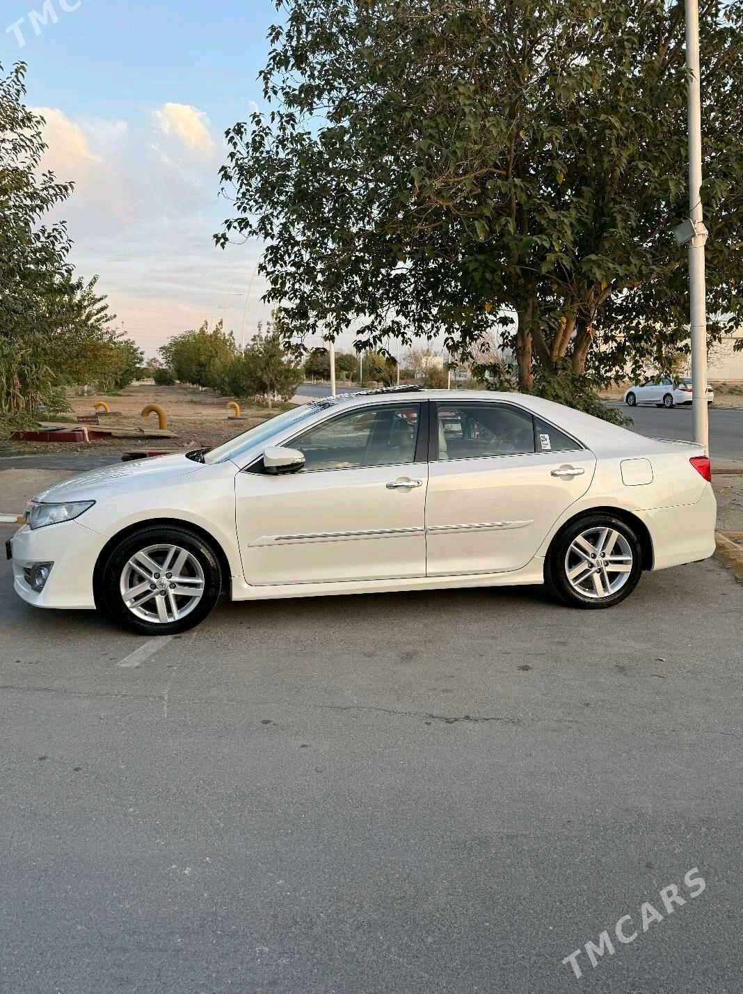 Toyota Camry 2013 - 320 000 TMT - 13-nji tapgyr - img 5