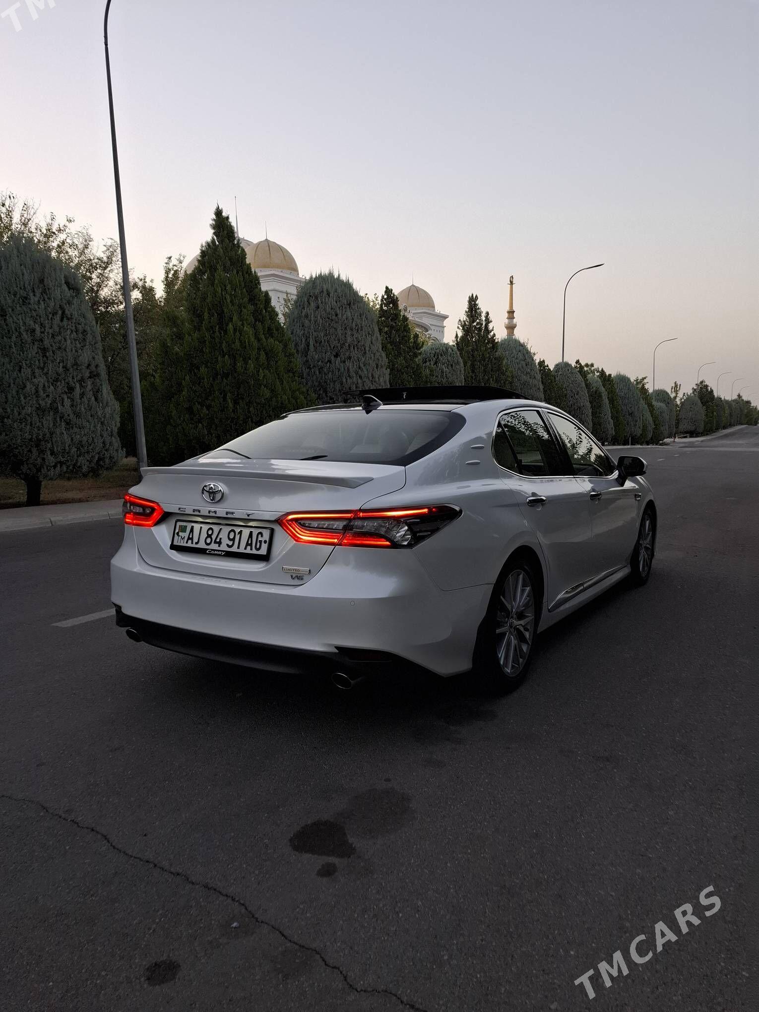Toyota Camry 2021 - 550 000 TMT - Ашхабад - img 4