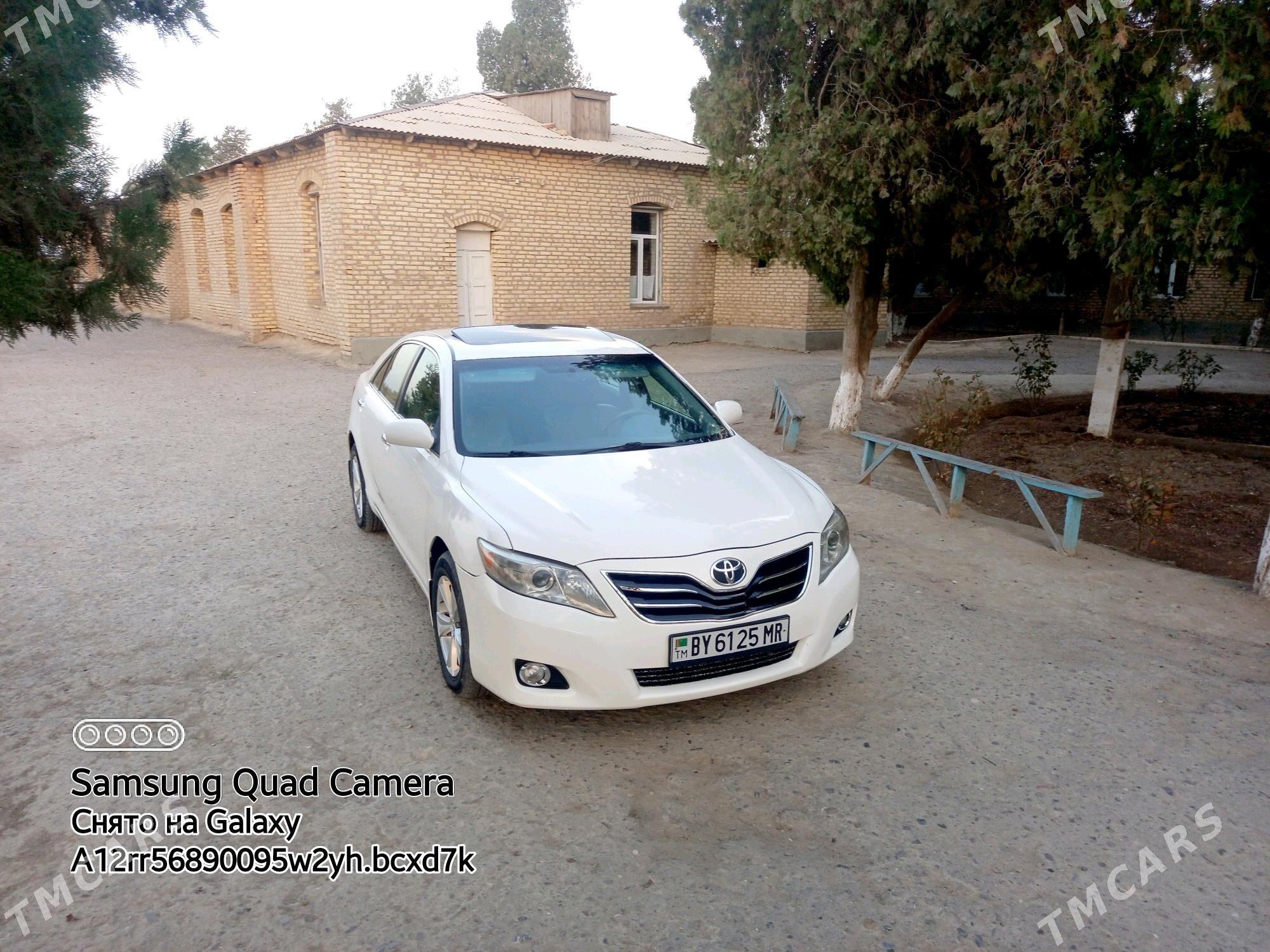 Toyota Camry 2010 - 190 000 TMT - Мургап - img 9