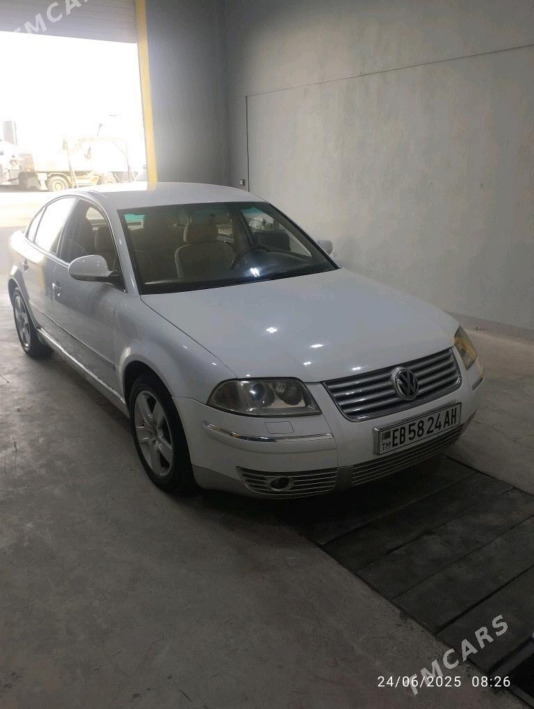 Volkswagen Passat 2004 - 50 000 TMT - Серахс - img 1