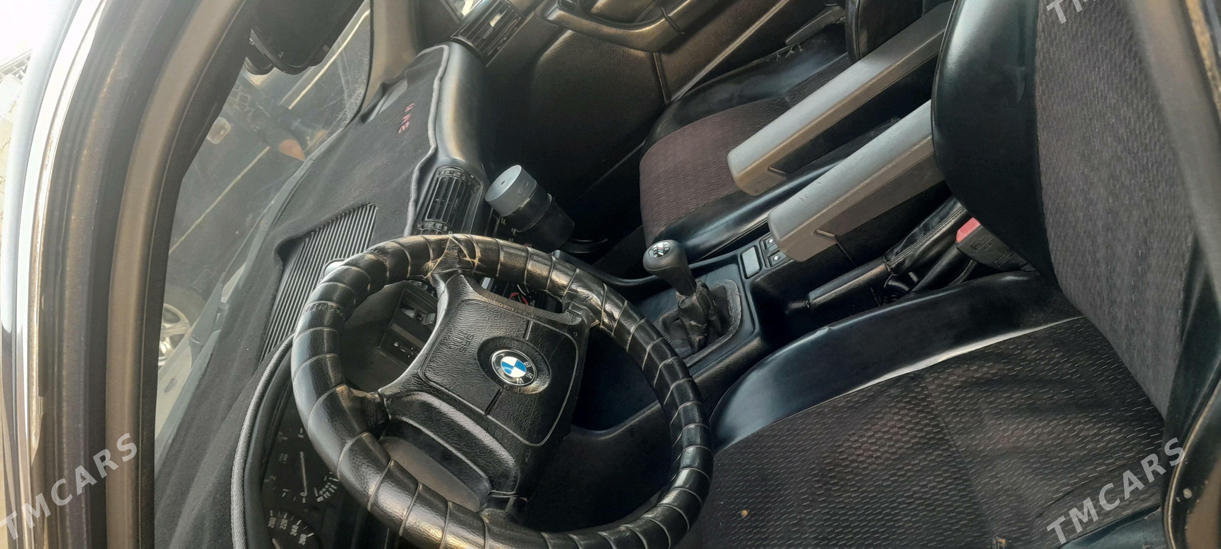 BMW 525 1992 - 60 000 TMT - Эсенгулы - img 1