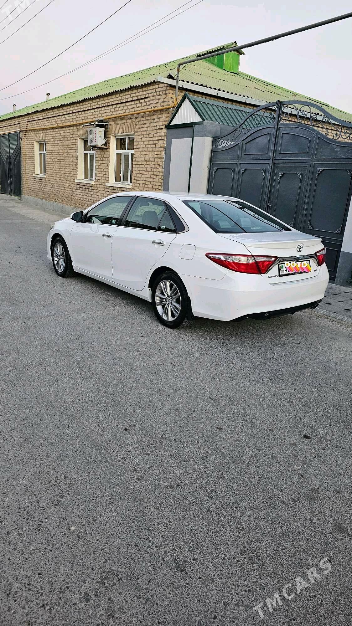 Toyota Camry 2015 - 250 000 TMT - Гарадамак Шор - img 2