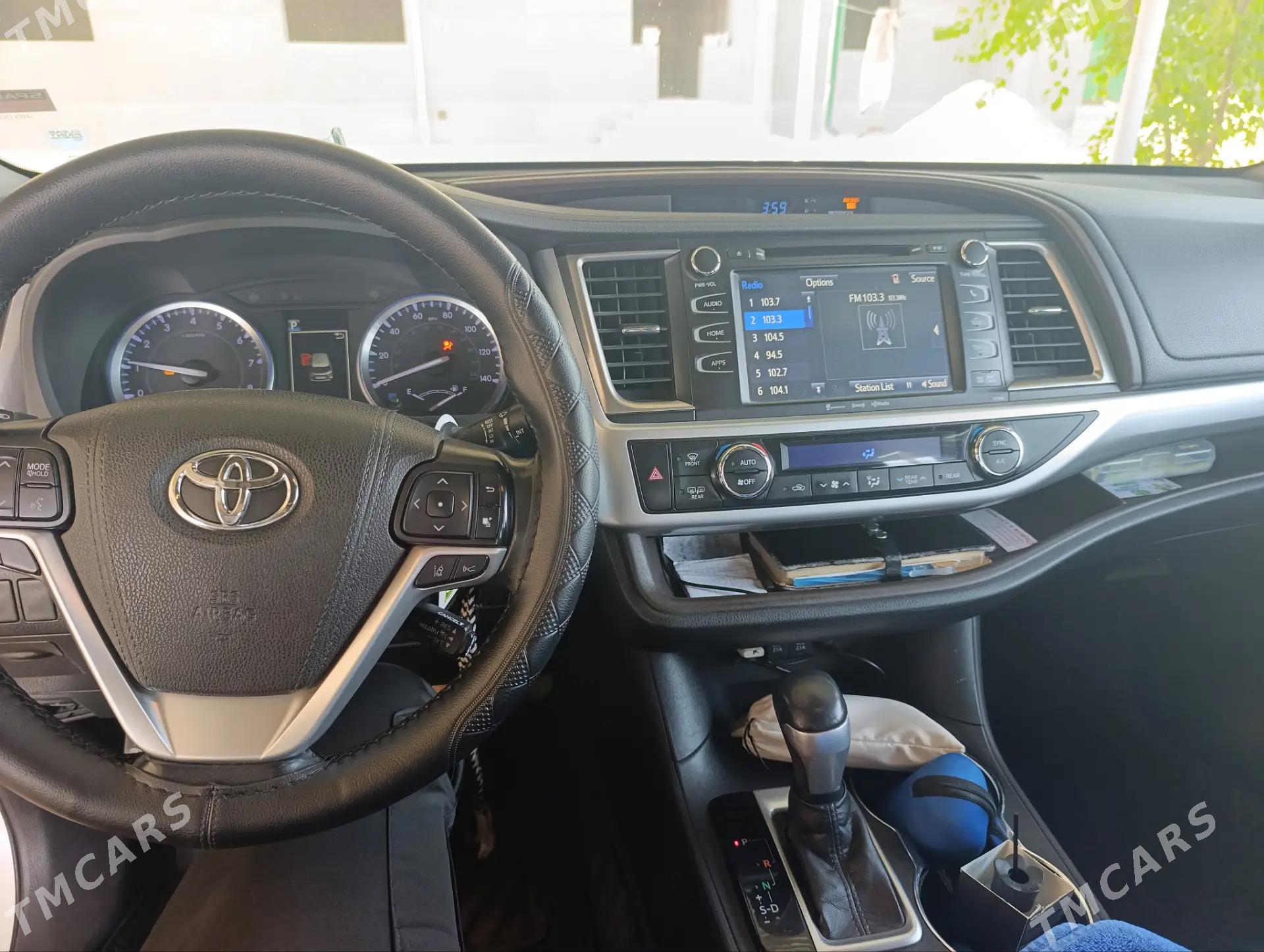 Toyota Highlander 2019 - 540 000 TMT - Мары - img 6