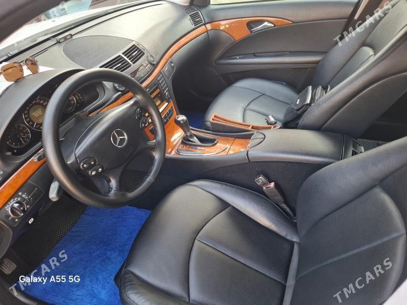 Mercedes-Benz E-Class 2009 - 175 000 TMT - Türkmenbaşy - img 6