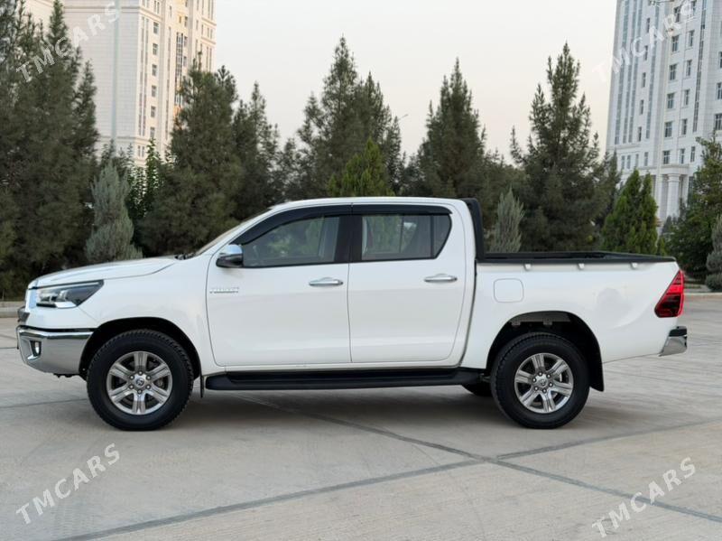 Toyota Hilux 2024 - 550 000 TMT - Aşgabat - img 2