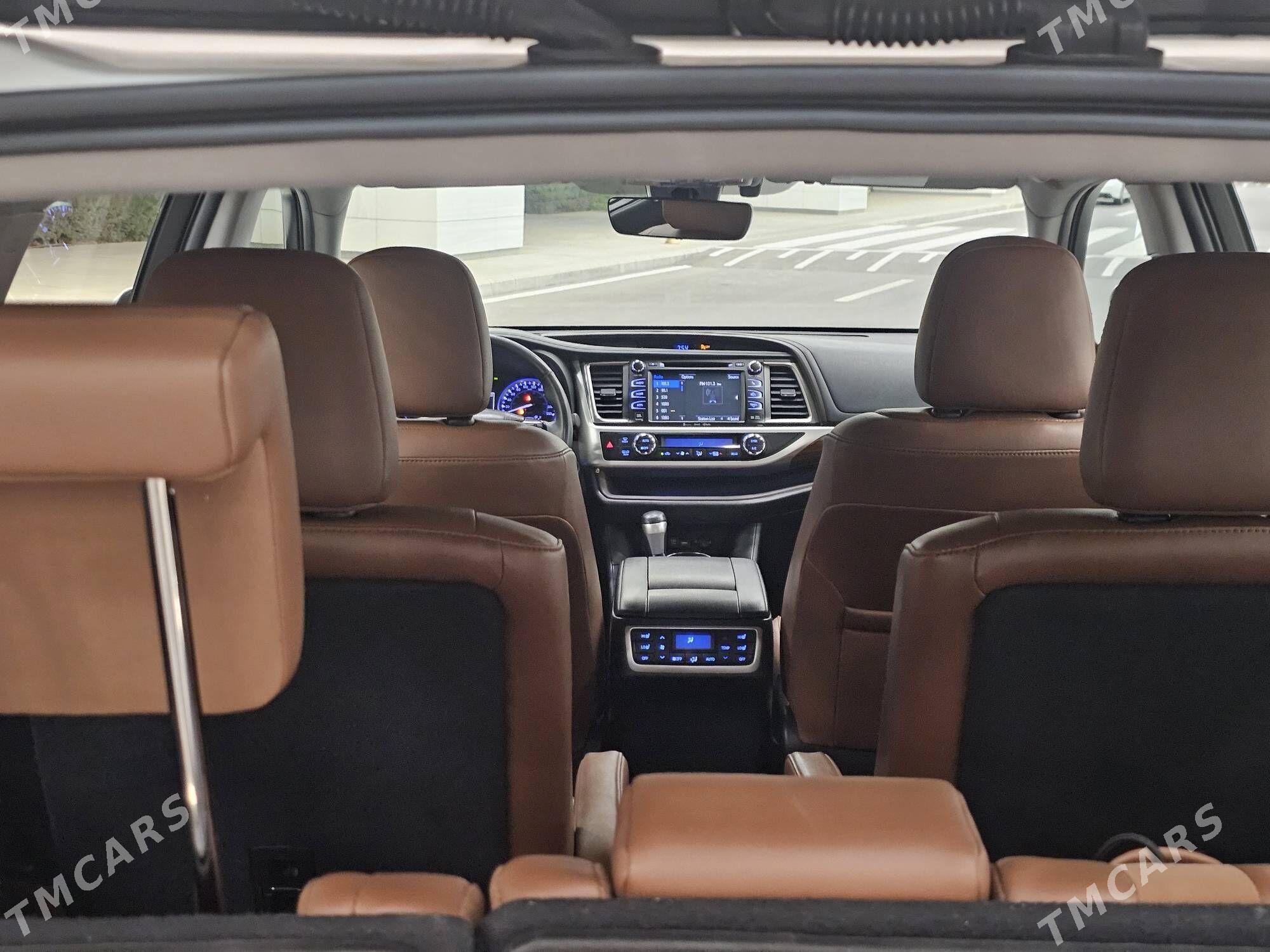 Toyota Highlander 2018 - 640 000 TMT - Ашхабад - img 7